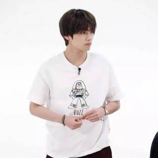 เสื้อยืด พิมพ์ลาย Bts KIM TAEHYUNG BUZZ