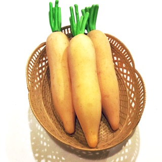 Radish ผักผลไม้ปลอม หัวไชเท้าเหมือนจริง ลดราคาถูกสุดๆ 1 ชุดมี 3ชิ้น