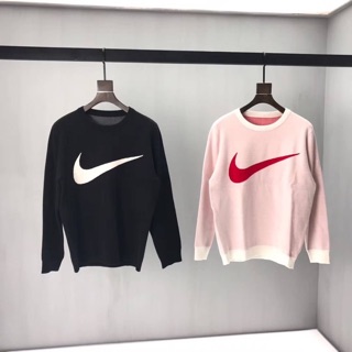 เสื้อแขนยาวNike swoosh sweater