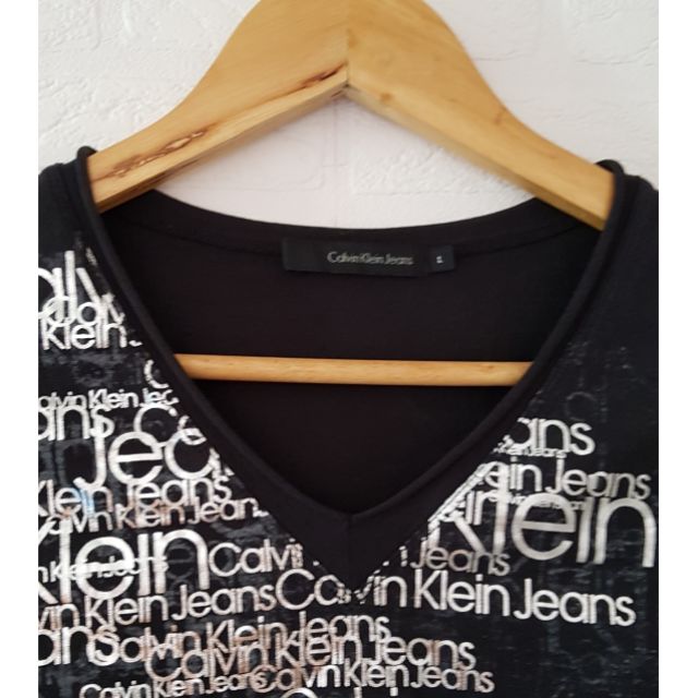 เสื้อ Clavin Klein