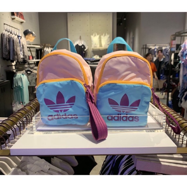 Adidas Oiginal Mini Backpack Multicolor มีบริการเก็บปลายทางค่ะ
