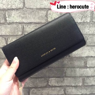 CHARLES &amp; KEITH TASSEL LONG WALLET ของแท้ ราคาถูก