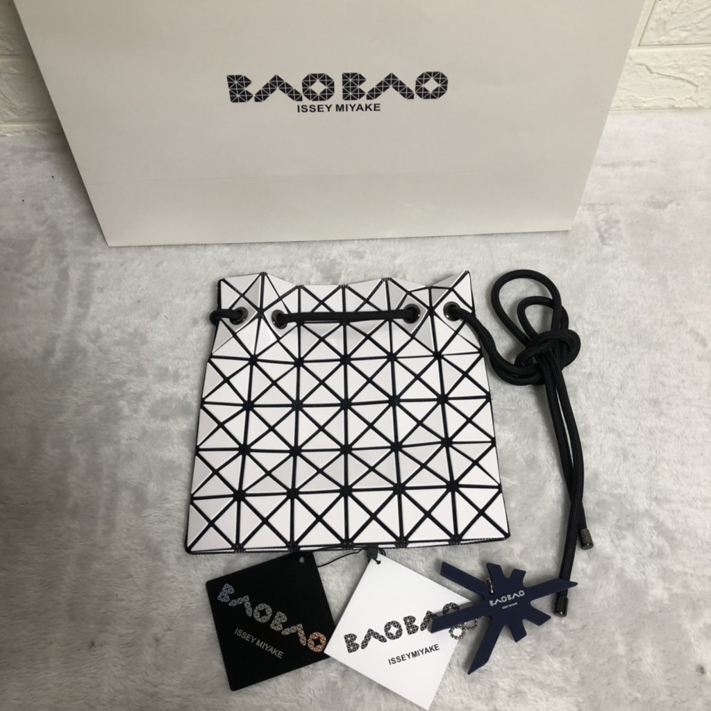 BaoBao ，Drawstring bag，crossbody bag，shoulder bag Issey Miyake