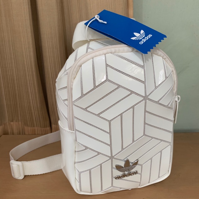 กระเป๋า Adidas Mini Backpack ของใหม่ แท้จาก shop