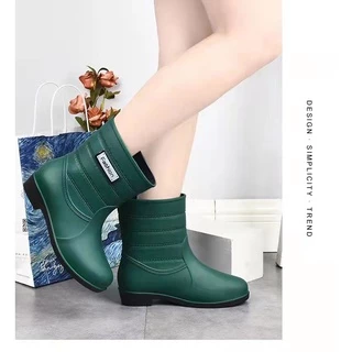 รองเท้าบูทสั้นกันฝน สูง20cm NO.2195