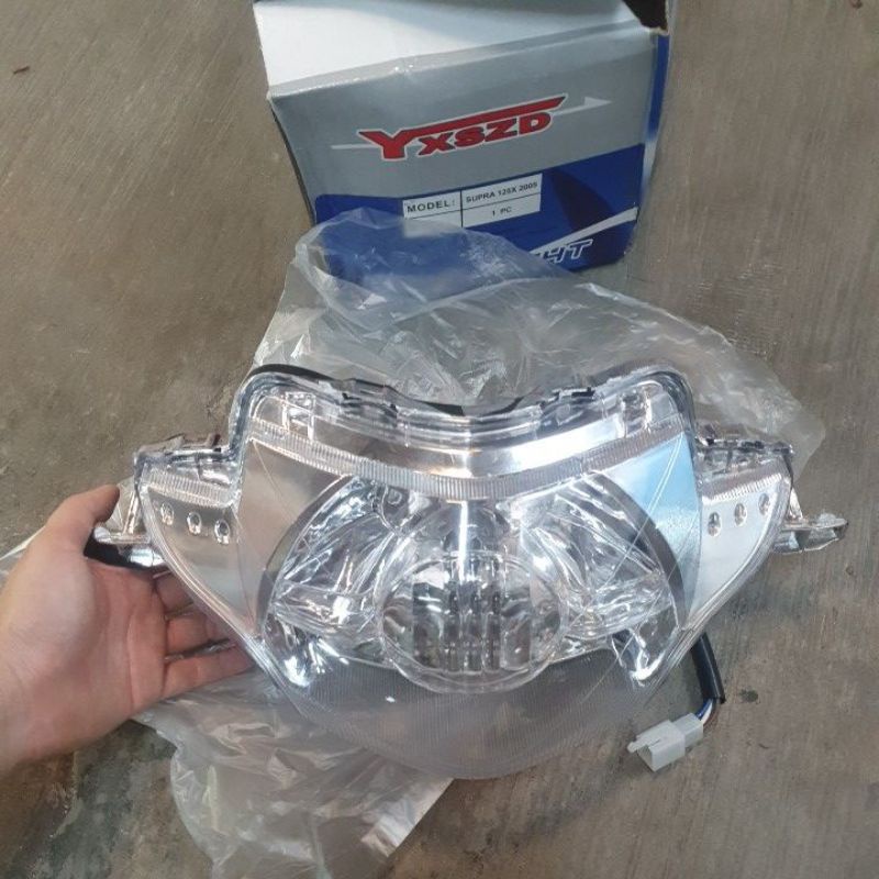 อุปกรณ์เสริมที่สมบูรณ์แบบ HEADLIGHT ASSY JUST INSTALL SUPRA X 125 YXSZD
