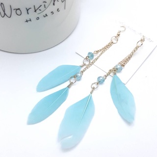 🦋ต่างหูขนนก สีฟ้าพาสเทล สวยงาม พร้อมส่ง!! สั่งเลยจ้า ราคาถูก สนใจกดสั่งเลย🦋