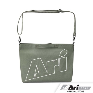 ARI SHOULDER BAG - GREY/WHITE/BLACK กระเป๋าสะพายไหล่ อาริ สีเทา