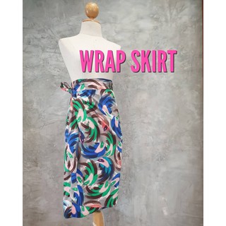 กระโปรง WRAP SKIRT ลายขนนกสลับสี สวยงาม