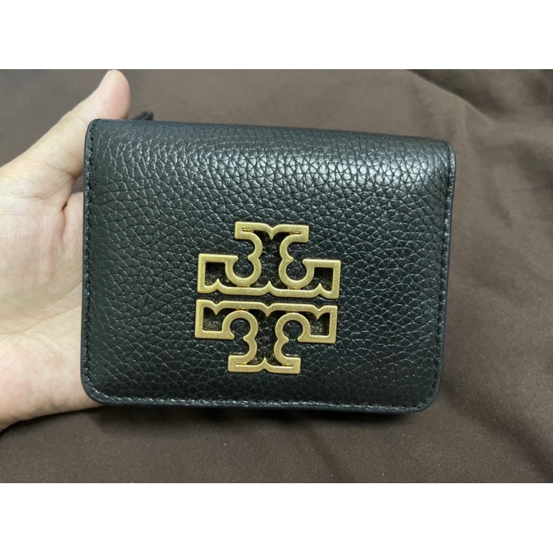 แท้ 100 %กระเป๋าสตางค์ หนังแท้ ใบสั้น สีดำ Tory Burch Britten Mini