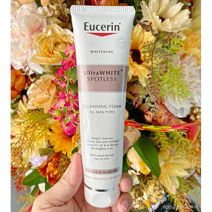 Eucerin White Therapy Clinical Gentle Cleansing Form โฟมล้างหน้ายูเซอริน