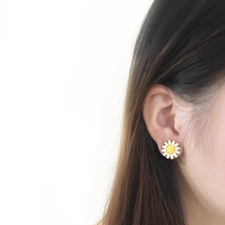 Daisy earrings ต่างหูเดซี่