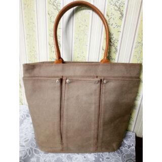 Used Bag*UNIQLO*ของแท้ สภาพเหมือนใหม่