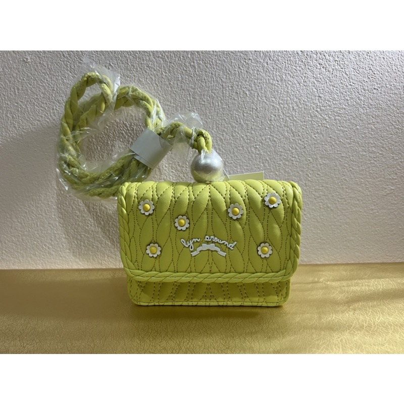 Lyn around Reane Bag กระเป๋าสตางค์ กระเป๋าห้อยคอ