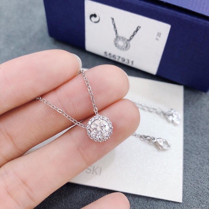 พร้อมส่ง Swarovskiแท้ swarovski สร้อยคอจี้หงส์ 单钻项链套装