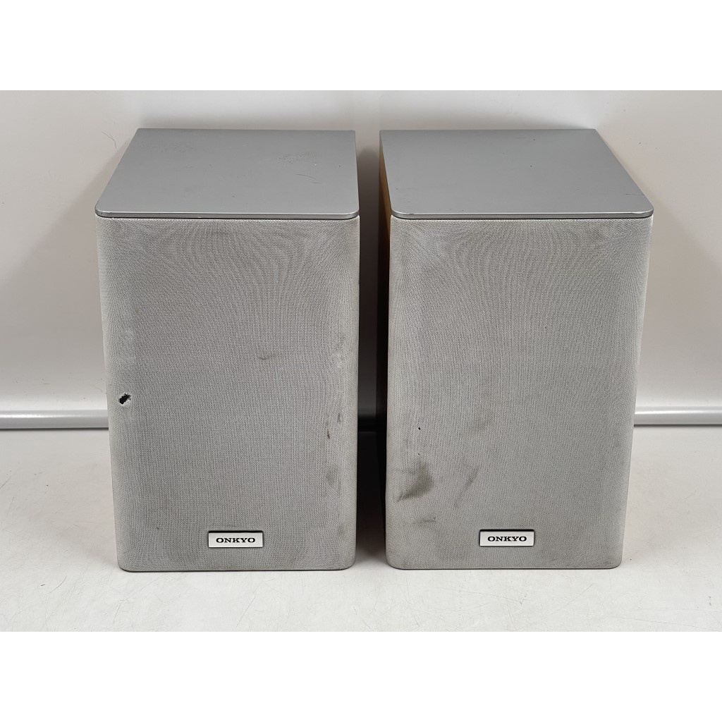 ลำโพง 1 คู่ มือสองญี่ปุ่น ONKYO D-U3 (280) 30W 6 โอห์ม Woofer 3.5 นิ้ว Size ตู้ 13x17x20CM ฝาหน้าเปิ