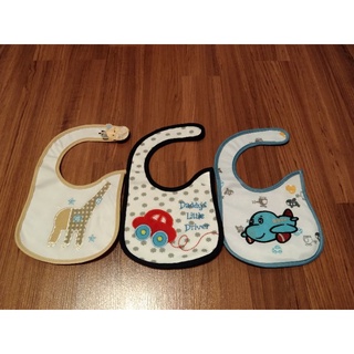 ผ้ากันเปื้อนเด็ก มี3ลาย 3ผืน30บาท