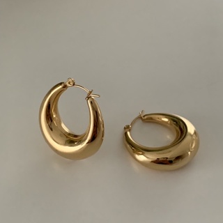 chic appeal - chunky hoop earring