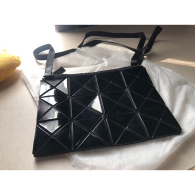 BAOBAO crossbody 4x3 ปล่อย🖤มือ2แท้10000%❣️ กระเป๋า bao bao Issey Miyake