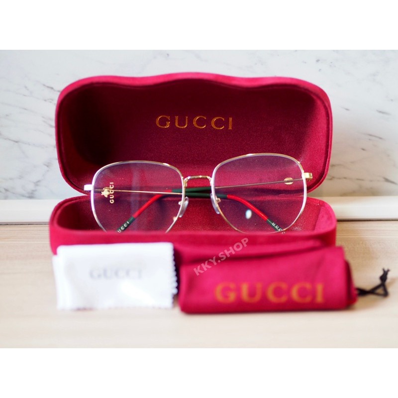 สินค้าแนะนำ‼️ แว่นกรองแสงแว่นแฟชั่นแว่นแบรนด์ Gucciอุปกรณ์พร้อมส่ง👓