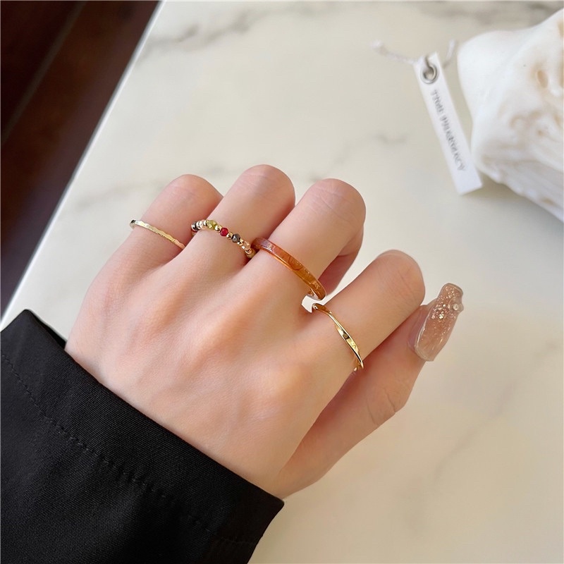 💗พร้อมส่งค่ะ💗ชุดเซ็ทแหวนเรซิ่นลายนำ้ตาล/ลูกปัดยืด/แหวนสีทอง #F0015