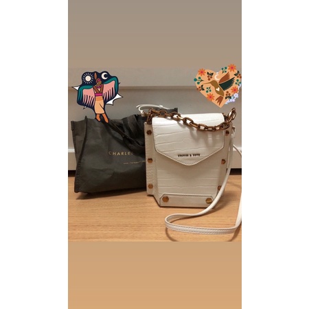 กระเป๋า Charles&Keith ของแท้จากช้อป มือสองของแม่ค้าเองค่ะ