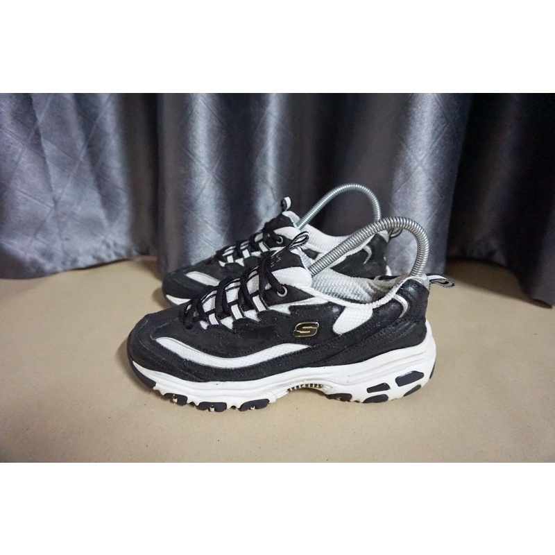 Skechers D’lites ⚽️ (Size: 37/24cm.)