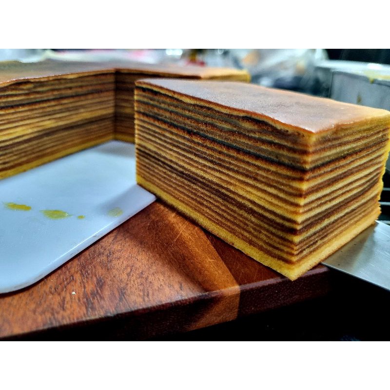 เค้กอินโดนีเซีย Lapis Lagit Cake /ครึ่งถาด 21 ชิ้น