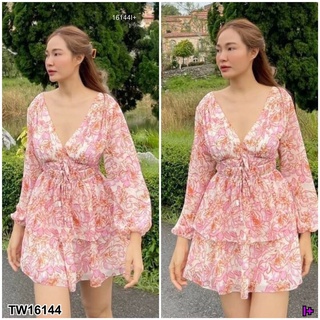 TT16144 เดรสสั้นกระโปรงระบาย 2 ชั้น วีอกหน้าวีอกหลัง Short dress with 2 layers of ruffle skirt, V-neck front, V-neck bac