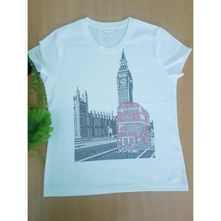 K129 เสื้อยืดผู้หญิง แต่งเพชร ลายลอนดอน London Bus by kunibrand