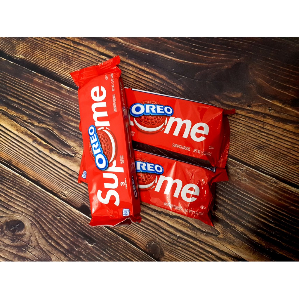 supreme x oreo ของแท้100% หมดอายุ29/6/20 (ไว้สะสม)