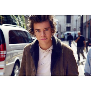 โปสเตอร์ แฮร์รี สไตลส์ Harry Styles One Direction Music Poster รูปภาพ โปสเตอร์วงดนตรี ตกแต่งผนัง ตกแต่งบ้าน วงดนตรี