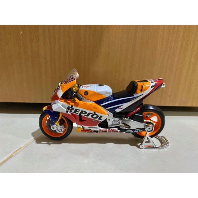 โมเดลรถ MotoGP 2018 HONDA RC213V No.93 Marc