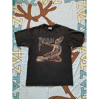 เสื้อยืดโอเวอร์ไซส์เสื้อยืดผู้ใหญ่ vtg 2006 trivium the crusade band tee medium orlando florida heavy metalS-3XL