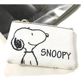 SNOOPY W กระเป่าใส่เหรียญ กระเป่าใส่แบงค์ ซองซิป ลาย SNOOPY W สนูปปี้ ขนาด 6.5 x 10.5 CM ผลิตจาก หนัง PU น่ารัก น่าใช้งา