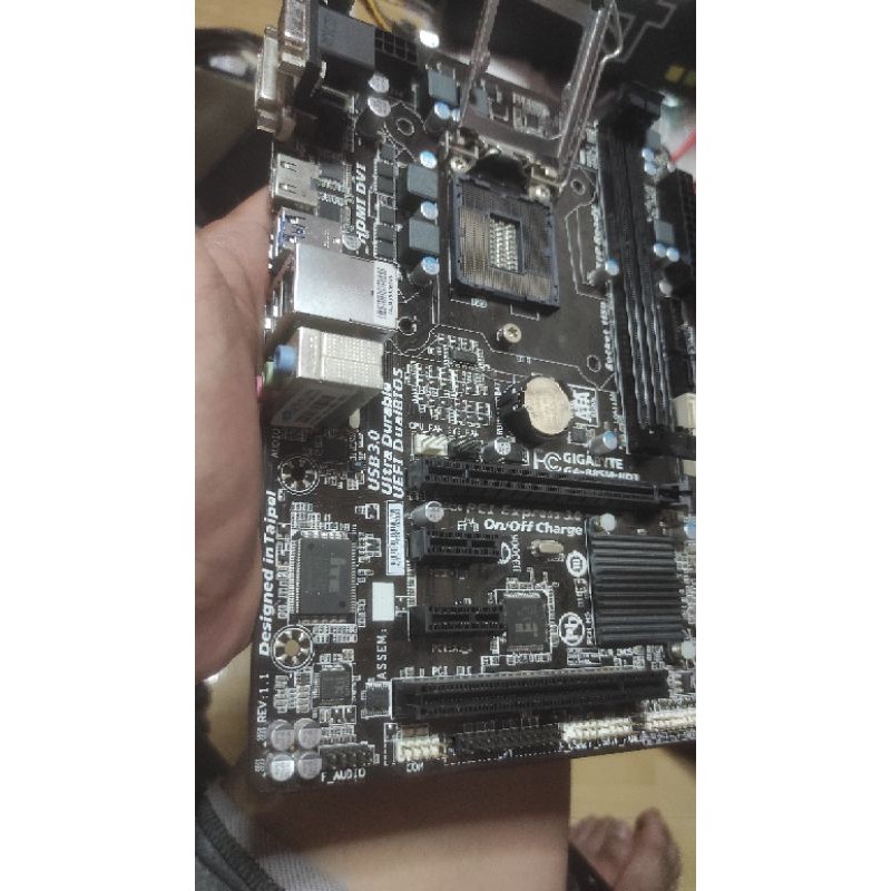 MB 1150 gigabyte ga-b85m-hd3 มือสอง ใช้งานปกติ