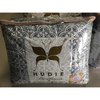 HUDIE ชุดผ้าปูที่นอน + ผ้านวม 6 ฟุต 6 ชิ้น