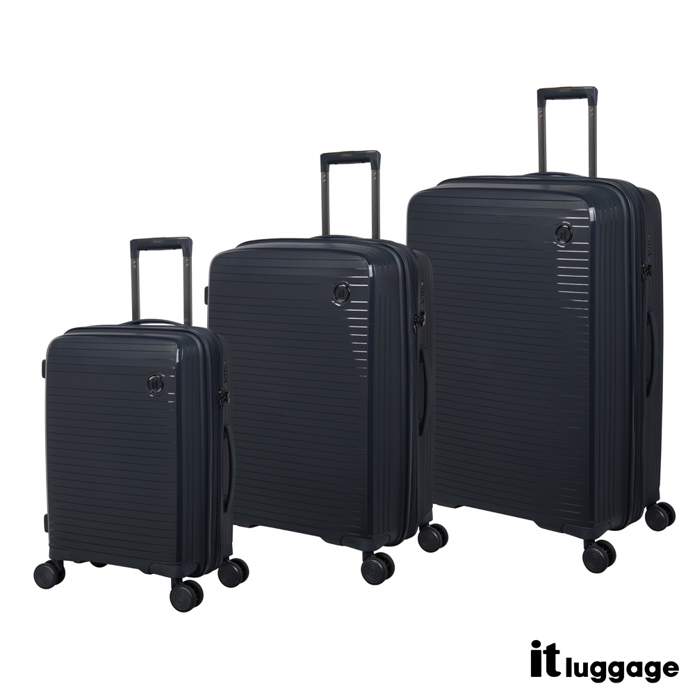 IT Luggage : กระเป๋าเดินทาง รุ่น Solidlite 2881 (โซลิดไลท์) : สีบลูเบอร์รี่