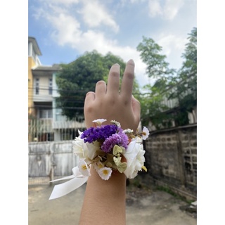 ดอกไม้ผูกข้อมือเพื่อนเจ้าสาว💐