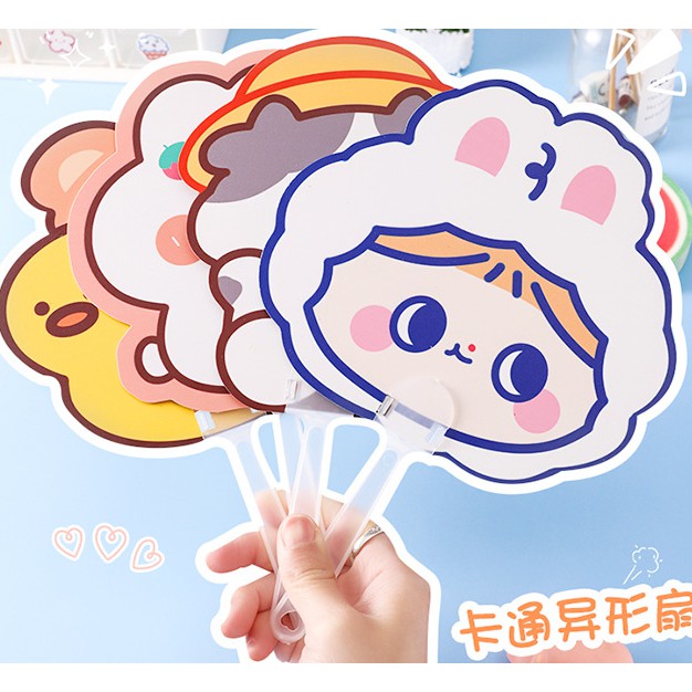 [รุ่นการ์ตูนญี่ปุ่น] พัดพลาสติก พัดมือ S0004 ลายการ์ตูน น่ารักมากๆ สุ่มลาย ของที่ระลึก ราคา ถูกที่สุด ดีลบีเคเค แกลเลอรีภาพที่ 6