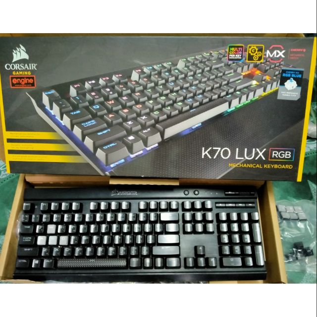 คียบอร์ด corsair K70 LUX RGB mechanical keyboard cherry mx rgb blue