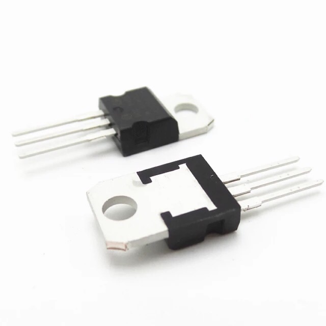 IC Voltage Regulator L7812CV 7815CT 7912CT พร้อมส่ง