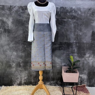 ผ้าไหมสำเร็จรูป ผ้าถุงผ้าซิ่นลาวประยุคต์ แฟชั่นผ้าไทยสมัยนิยม สีสันสดใส งานดี งานคุณภาพ /ผ้าไหมลาวทอเครื่อง