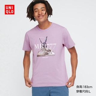 Uniqllo เสื้อยืดแขนสั้นพิมพ์ลาย ( Ult ) Louver Museum Museum ( 437651 )