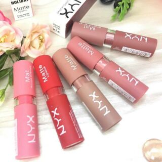 พรีเมี่ยม ❤️ .- NYX Matte Lipstick 💄