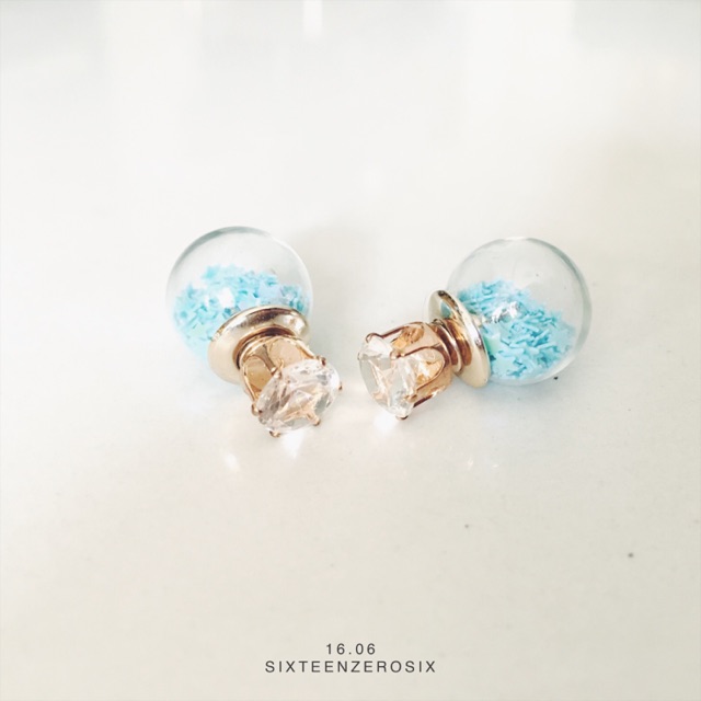 Blue Diamond earing