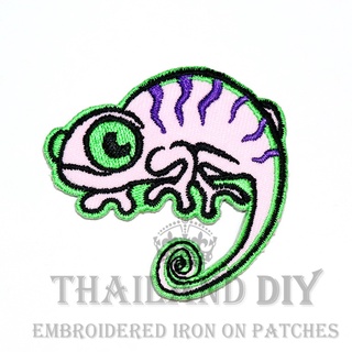 🦎 ตัวรีดติดเสื้อ งานปัก ลาย กิ้งก่า สีชมพู คาเมเลี่ยน การ์ตูน สัตว์ Lizard Chameleon Patch WOP DIY ตัวรีด อารม์ติดเสื้อ