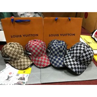 หมวก LV -​ Hi-end พร้อมส่ง