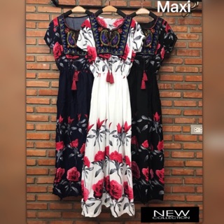 🎀Maxi dress เดรสยาว เจาะคอวี แต่งเชือกพู่