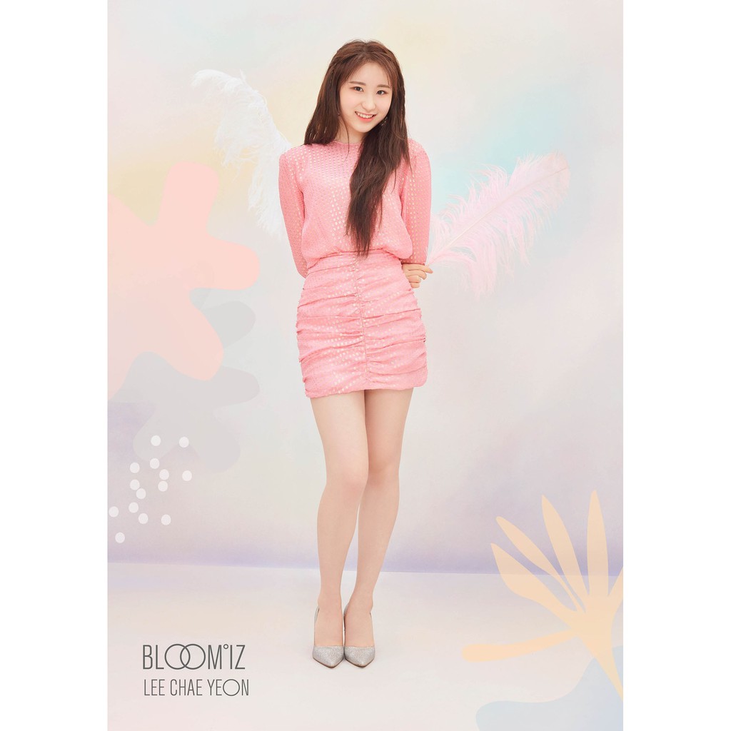 โปสเตอร์ Lee ChaeYeon อี แชยอน IZ*ONE Izone ไอซ์วัน Poster Korean Girl Group เกิร์ล กรุ๊ป เกาหลี K-pop kpop ของขวัญ